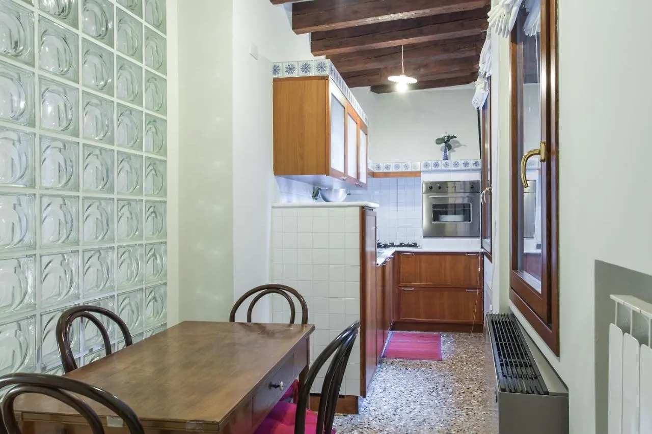 Ca Della Regina Apartment Venice