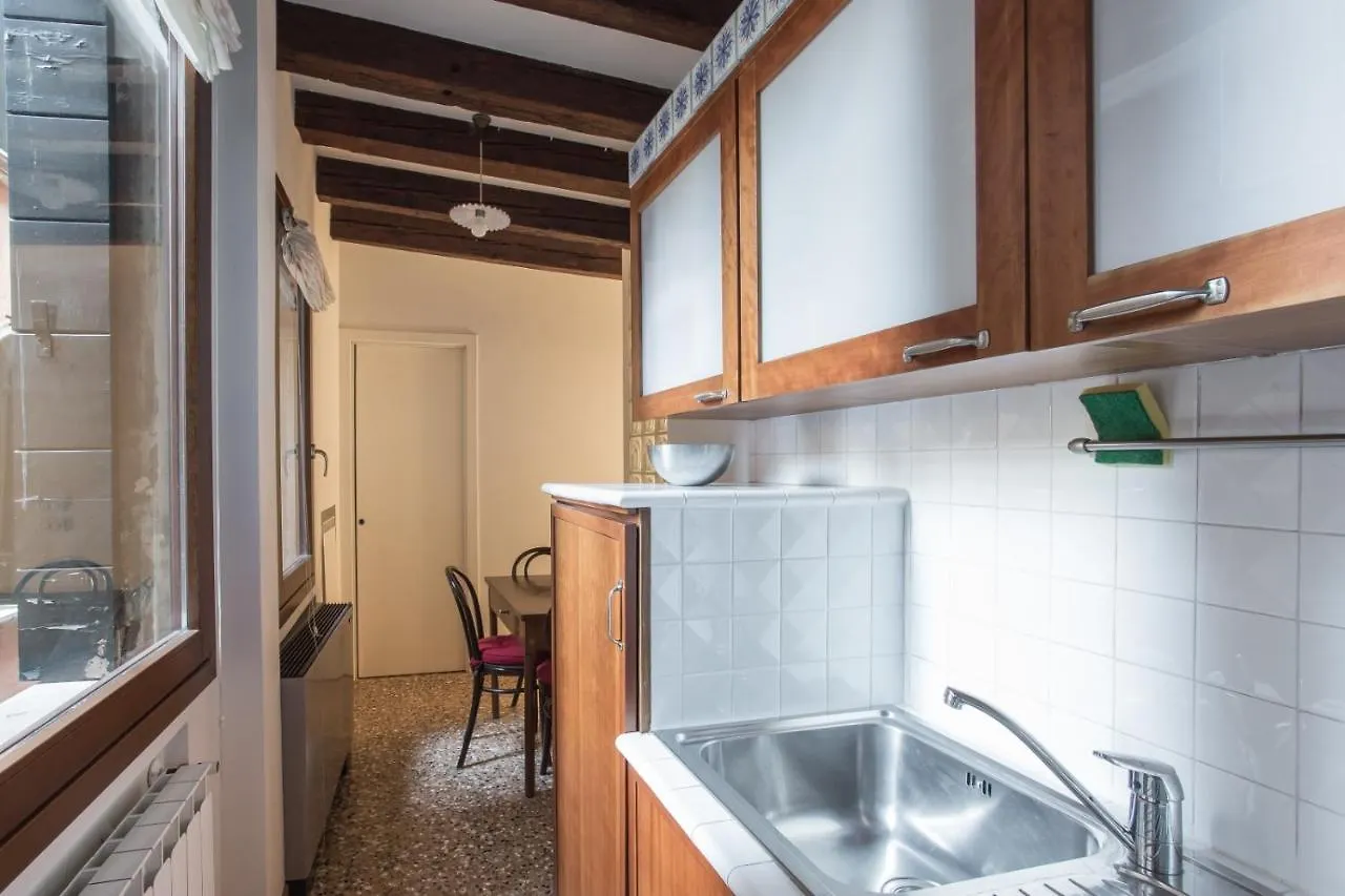 Ca Della Regina Apartment Venice Italy